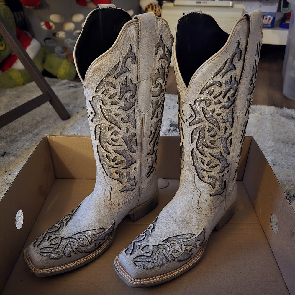 J.B. Dillon Women's Western Embroidered Boots - Cream